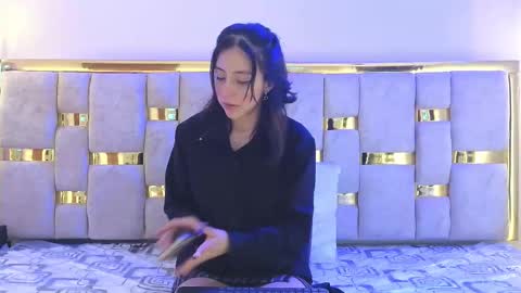 ling ling24 online show from 12/16/25, 03:22