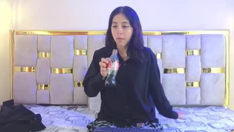 ling ling24 online show from 12/20/25, 03:46