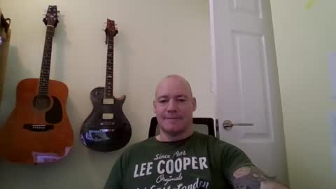 Snapshot of lingerielover234 chatting on 02/14/25, 01:29 lingerielover234 online show from 02/14/25, 01:29