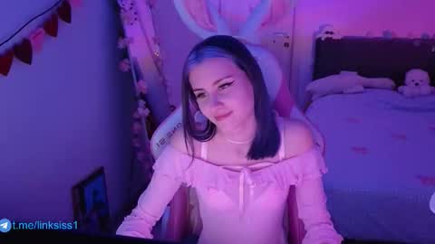 Snapshot of linksiss chatting on 03/15/26, 04:35 linksiss online show from 03/15/26, 04:35