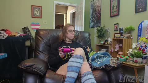 Linzy19 online show from 01/21/25, 06:23