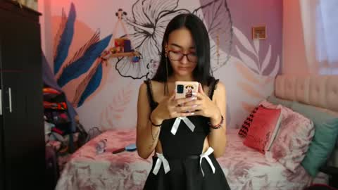 Snapshot of linzybaner chatting on 01/10/25, 10:46 LinzyBaner online show from 01/10/25, 10:46