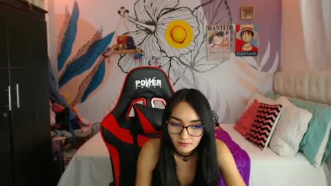 Snapshot of linzybaner chatting on 02/14/25, 11:53 LinzyBaner online show from 02/14/25, 11:53