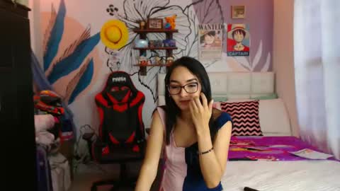 Snapshot of linzybaner chatting on 02/26/25, 10:53 LinzyBaner online show from 02/26/25, 10:53