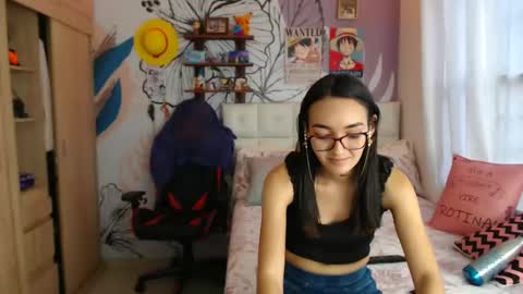 Snapshot of linzybaner chatting on 03/07/25, 10:21 LinzyBaner online show from 03/07/25, 10:21