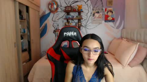 Snapshot of linzybaner chatting on 06/24/26, 11:37 LinzyBaner online show from 06/24/26, 11:37