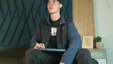 Lio online show from 04/14/26, 03:23