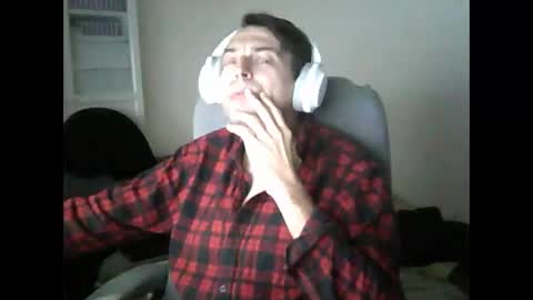 liongr69 online show from 02/19/25, 08:01