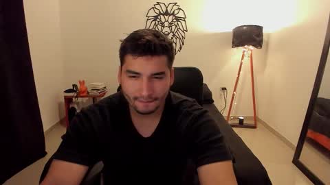 Lion online show from 01/06/26, 04:38