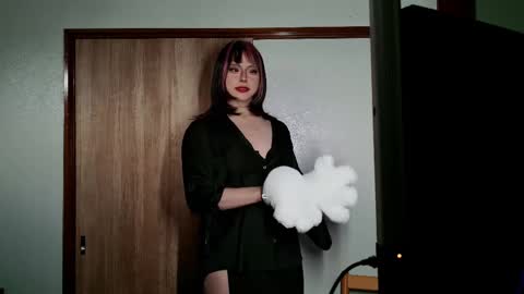 Snapshot of lionnigouki chatting on 01/04/25, 06:30 lionnigouki online show from 01/04/25, 06:30