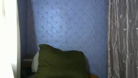 Snapshot of liora_selene chatting on 11/10/25, 02:21 liora online show from 11/10/25, 02:21