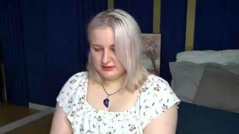 LioraArdyn online show from 04/01/26, 05:19