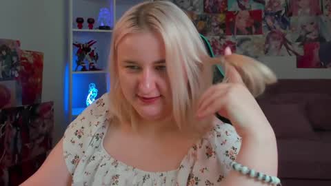 LioraArdyn online show from 04/08/26, 05:40