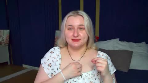 LioraArdyn online show from 04/13/26, 05:24