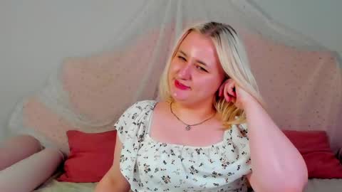 LioraArdyn online show from 04/23/26, 12:29