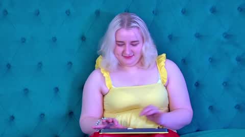 LioraArdyn online show from 04/26/26, 05:16