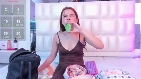 Liorah wolf online show from 05/17/26, 07:43