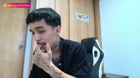 Snapshot of liorvante chatting on 07/17/26, 11:20 Lior Vante online show from 07/17/26, 11:20