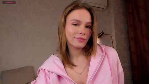 Lina online show from 11/23/25, 01:16