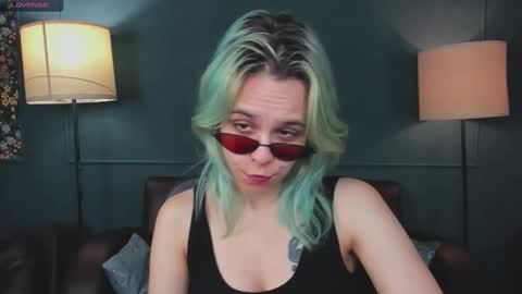 hello Ill be waiting for you during these hours tue 10am-5pm wed 3am-5pm thu 3am-5pm fri 3am-10am sat 10am-5pm sun 3am-1GMT online show from 03/16/26, 03:12