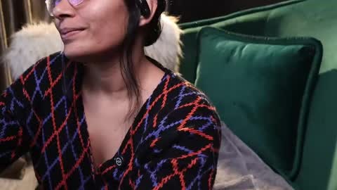 Snapshot of lireesa chatting on 02/10/25, 08:09 Lire online show from 02/10/25, 08:09