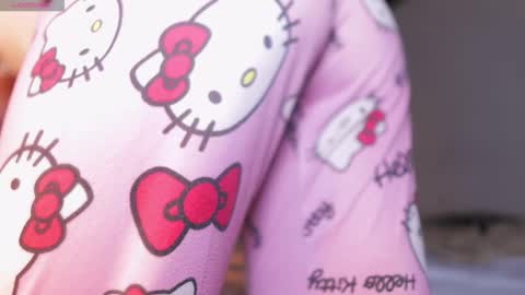 Liria OF  online show from 10/31/25, 07:37