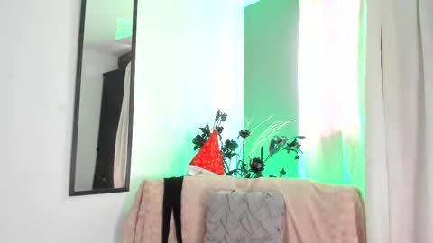 liry online show from 12/18/25, 08:26