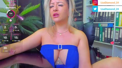 Snapshot of lisa2018 chatting on 01/24/25, 02:07 lisa online show from 01/24/25, 02:07