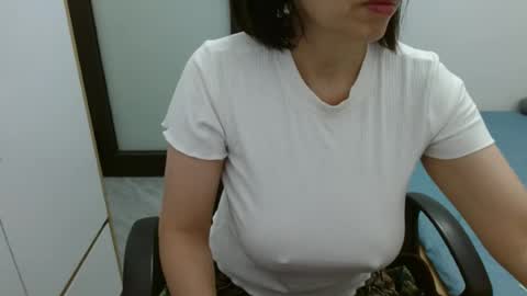 Snapshot of lisa_1011 chatting on 07/16/26, 09:54 lisa_1011 online show from 07/16/26, 09:54