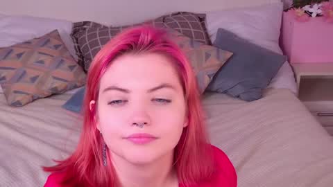 Snapshot of lisa_adam chatting on 01/14/25, 10:27 lissi online show from 01/14/25, 10:27