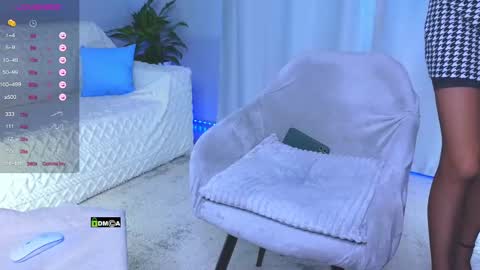 Snapshot of lisa_art chatting on 02/25/25, 04:24 WelcomeToy control LushDomi 8 min 444tks online show from 02/25/25, 04:24