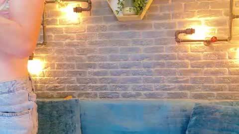 Lisa Caprice online show from 07/19/26, 04:16