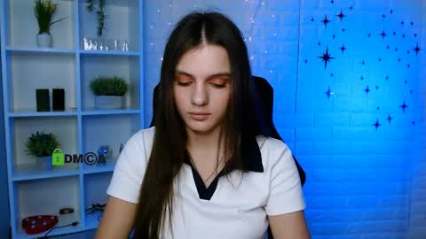 Snapshot of lisa_dark_ chatting on 06/03/26, 09:45 Lisa online show from 06/03/26, 09:45