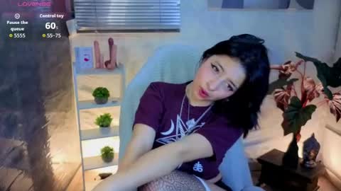 lisa dolly nyx online show from 05/13/26, 10:45