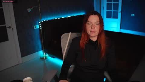 lisa_elfy online show from 04/22/26, 05:03