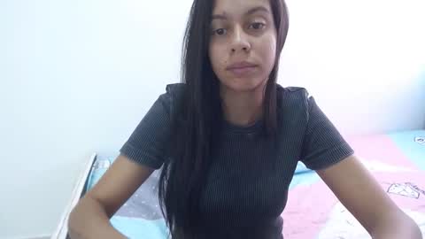 Snapshot of lisa_g07 chatting on 12/16/25, 03:06 Lisa Santos online show from 12/16/25, 03:06