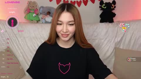 Snapshot of lisa_lit chatting on 02/25/25, 12:03 Lisa and Katerina online show from 02/25/25, 12:03