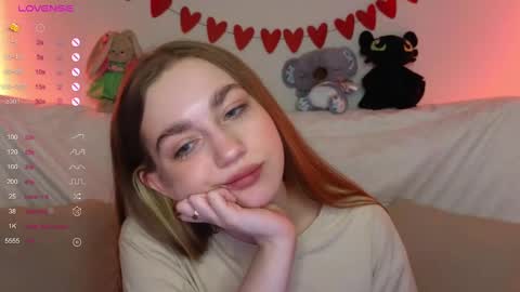 Snapshot of lisa_lit chatting on 03/10/25, 10:15 Lisa and Katerina online show from 03/10/25, 10:15