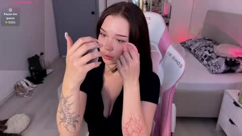Snapshot of lisa_moons chatting on 05/28/26, 03:53 lisa_moons online show from 05/28/26, 03:53
