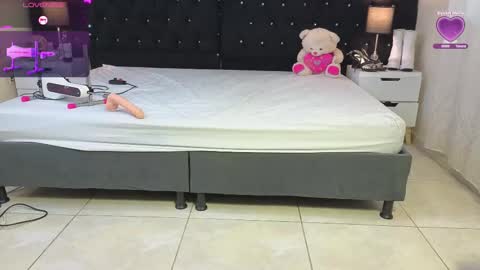 lisa_sweetas online show from 01/14/26, 07:41