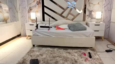 lisa_sweetas online show from 04/18/26, 02:26