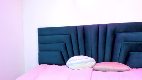 Snapshot of lisa_white_ chatting on 01/13/25, 03:12 lisa white online show from 01/13/25, 03:12