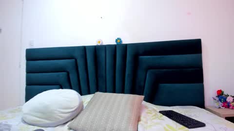 Snapshot of lisa_white_ chatting on 02/18/25, 10:03 lisa white online show from 02/18/25, 10:03