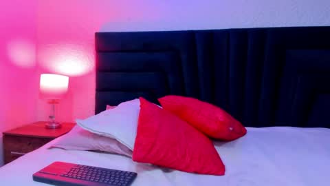 lisa white  online show from 04/23/26, 08:46