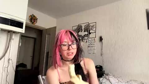 Aileen online show from 06/15/26, 09:33