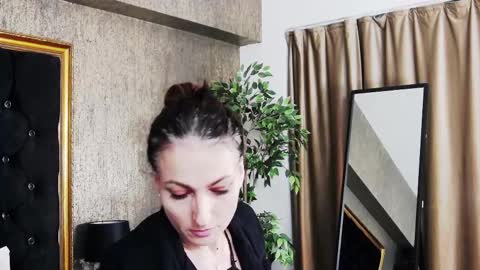 lisacroft online show from 02/27/25, 03:58