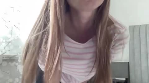 Lisa online show from 04/06/26, 02:40