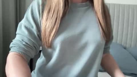 Lisa online show from 04/17/26, 05:05