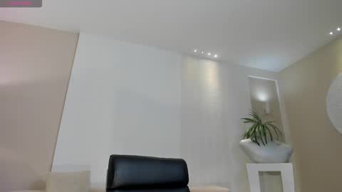 Lisa  Flowers online show from 02/10/26, 11:58