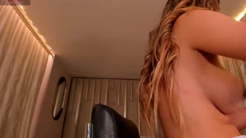 Lisa  Flowers online show from 02/24/26, 11:08